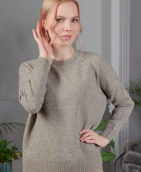 Джемпер женский из пуха яка